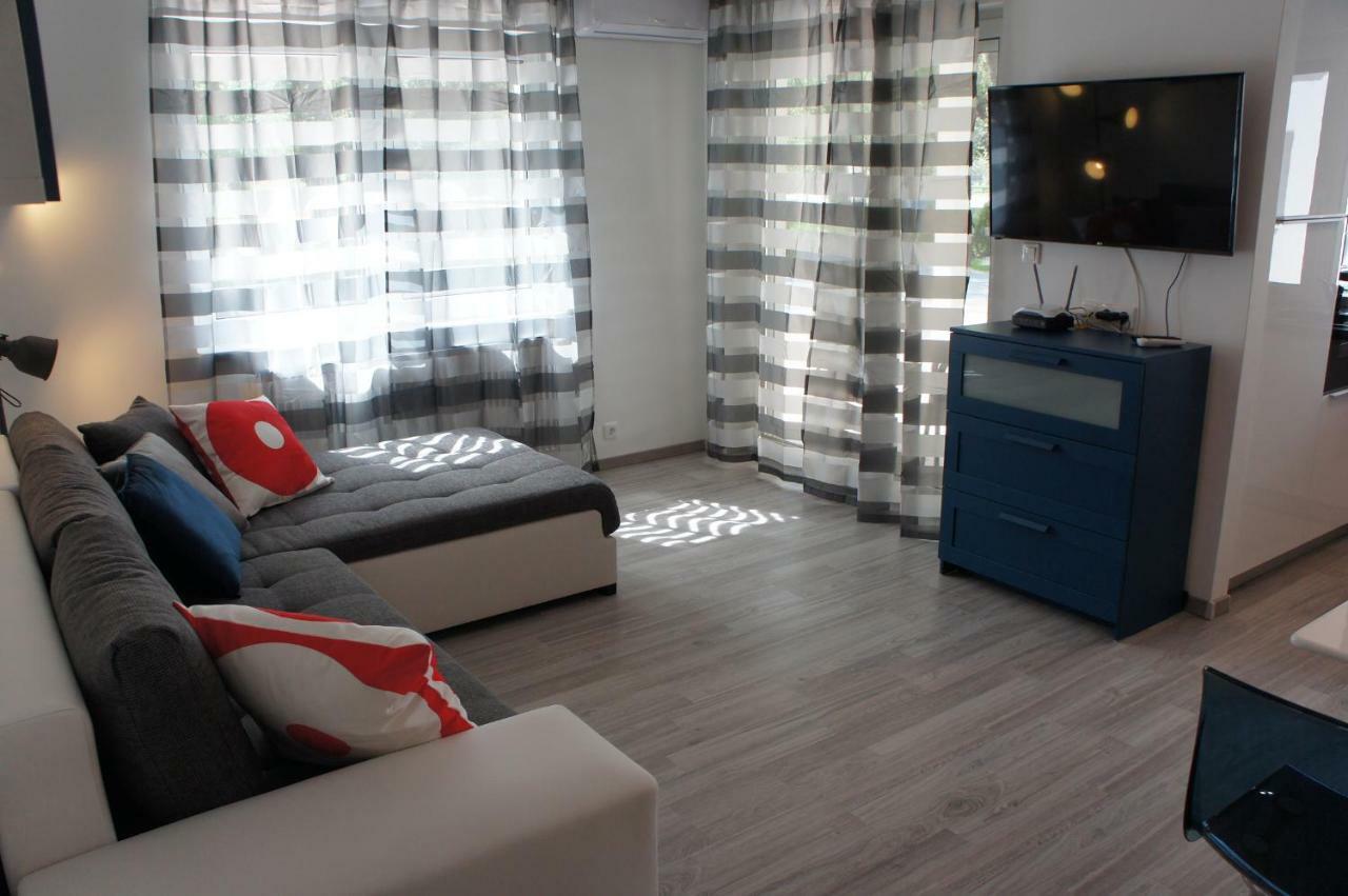 Laguna Beach Apartmanok Сиофок Екстериор снимка